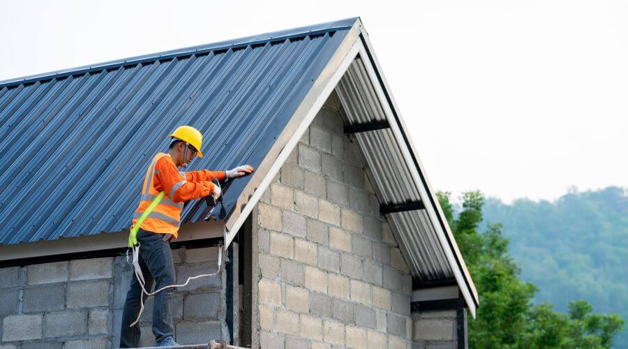 Professional residential roofers in Tolleson, AZ